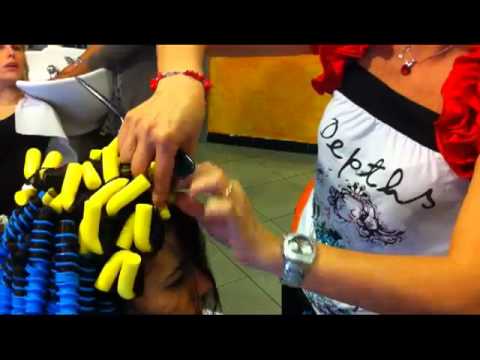 Capelli incantevoli e voluminosi: i segreti dei tipi di permanente a spirale