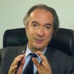 I rischi dei lavaggi nasali per le orecchie