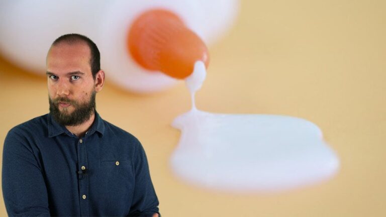 Sperma negli occhi: rischi e precauzioni da prendere
