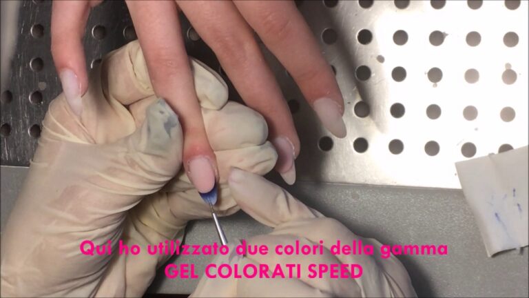 Trucchi efficaci per allungare le unghie corte