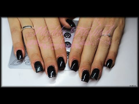Unghie nere glitter: il tocco di brillantezza che fa la differenza