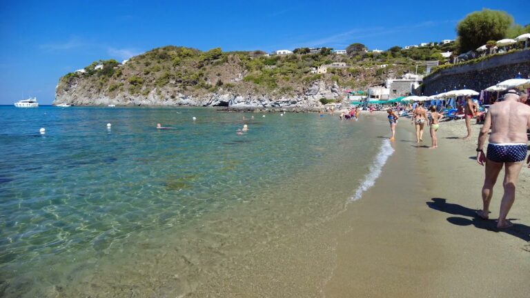 Le Spiagge di San Francesco a Ischia