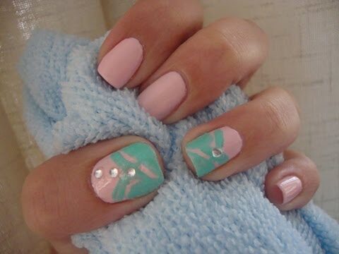 Unghie Tiffany e Rosa: Il Mix Perfetto per un Look Elegante