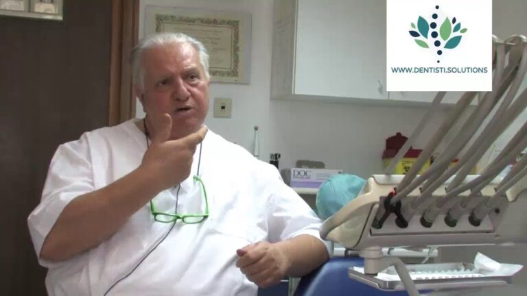 Come riconoscere i sintomi del dente del giudizio all’orecchio
