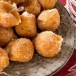 Macchia Rossa Sotto il Seno: Cause e Rimedi
