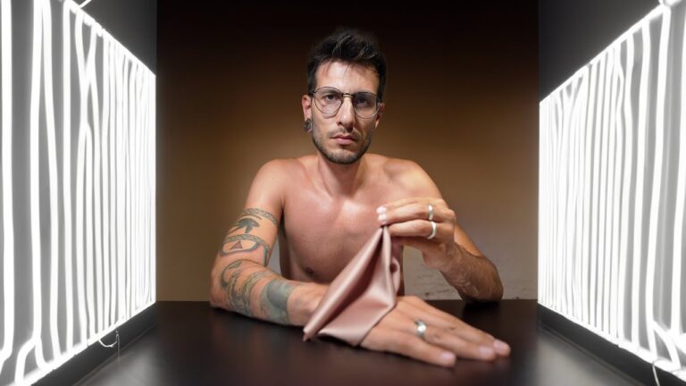 Significato dei tatuaggi sulle mani delle donne