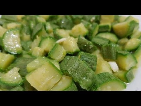 Calorie della Zucchina Bollita: Guida Nutrizionale Essenziale