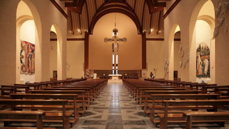Orari delle Messe a Monza: Guida Completa